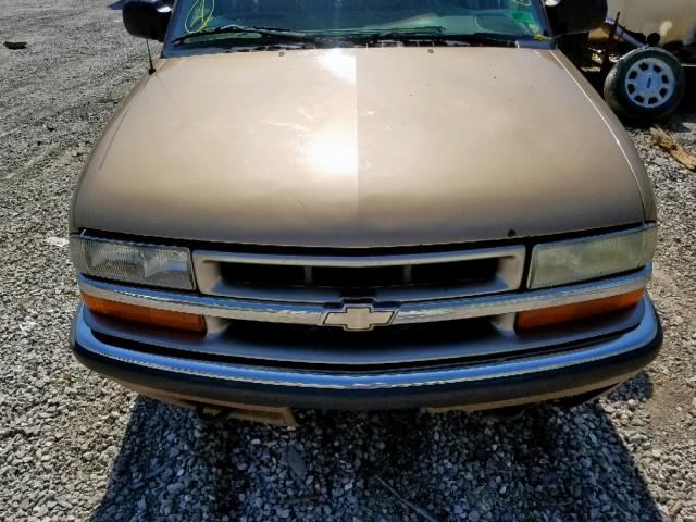 1GNDT13W1X2124055 - 1999 CHEVROLET BLAZER GOLD photo 7