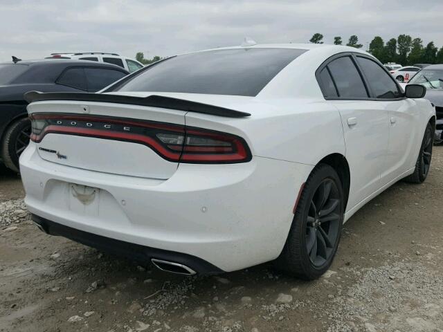 2C3CDXHG0JH167438 - 2018 DODGE CHARGER SX WHITE photo 4