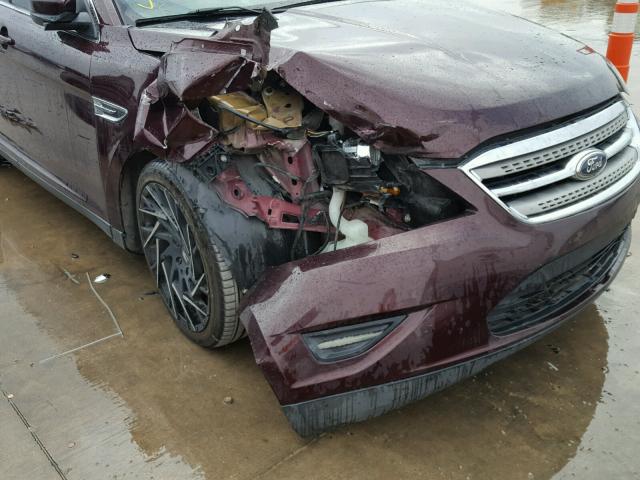 1FAHP2EW8BG183655 - 2011 FORD TAURUS SEL MAROON photo 9