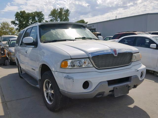 5LMFU28A6YLJ41536 - 2000 LINCOLN NAVIGATOR თეთრი ფოტო 1