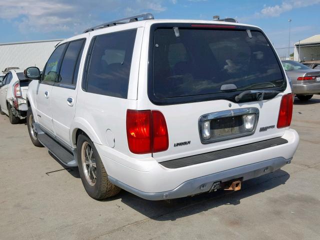 5LMFU28A6YLJ41536 - 2000 LINCOLN NAVIGATOR თეთრი ფოტო 3