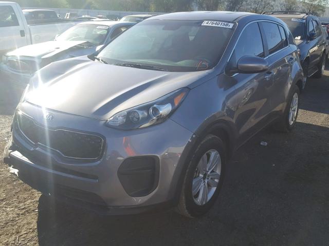 KNDPM3AC2H7261923 - 2017 KIA SPORTAGE L GRAY photo 2