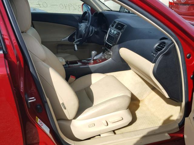 JTHBK262975044422 - 2007 LEXUS IS 250 RED photo 5