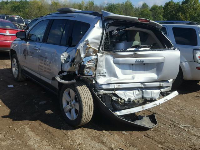 1C4NJDBB9CD632985 - 2012 JEEP COMPASS SP 银色 照片 3