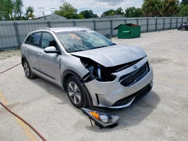 KNDCB3LC9J5211023 - 2018 KIA NIRO FE SILVER photo 1