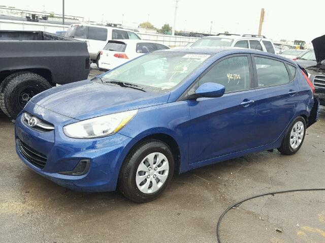 KMHCT5AE4HU337251 - 2017 HYUNDAI ACCENT SE BLUE photo 2