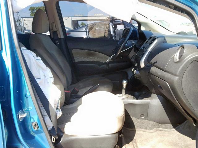 3N1CE2CP0EL370350 - 2014 NISSAN VERSA NOTE BLUE photo 5