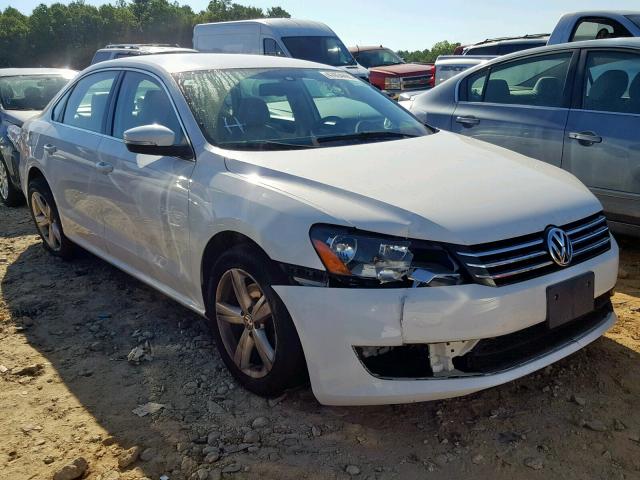 1VWBP7A3XDC049486 - 2013 VOLKSWAGEN PASSAT SE WHITE photo 1