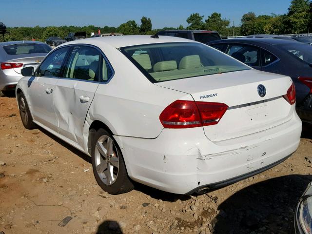 1VWBP7A3XDC049486 - 2013 VOLKSWAGEN PASSAT SE WHITE photo 3