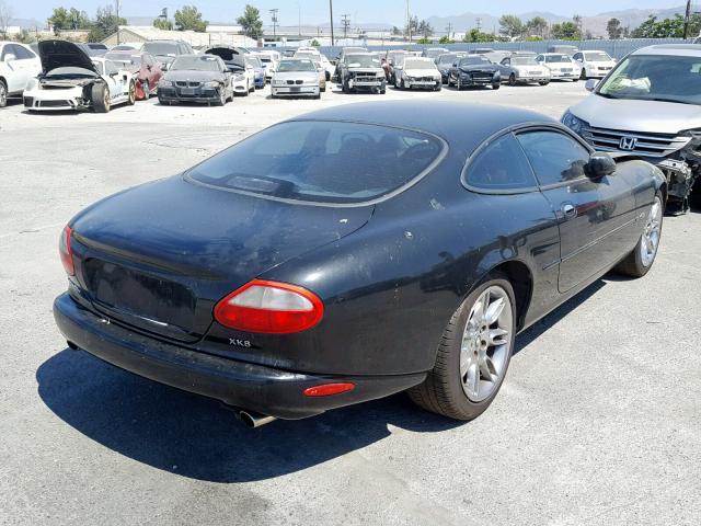 SAJJA41C6YNA09743 - 2000 JAGUAR XK8 BLACK photo 4