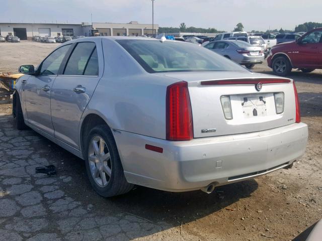 1G6DZ67A690174292 - 2009 CADILLAC STS SILVER photo 3