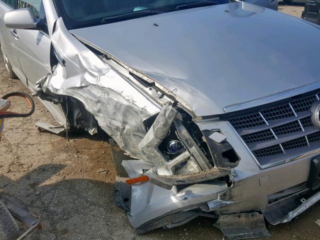 1G6DZ67A690174292 - 2009 CADILLAC STS SILVER photo 9