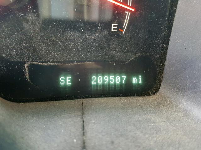 5LMFU27R94LJ34596 - 2004 LINCOLN NAVIGATOR Қара фото 8