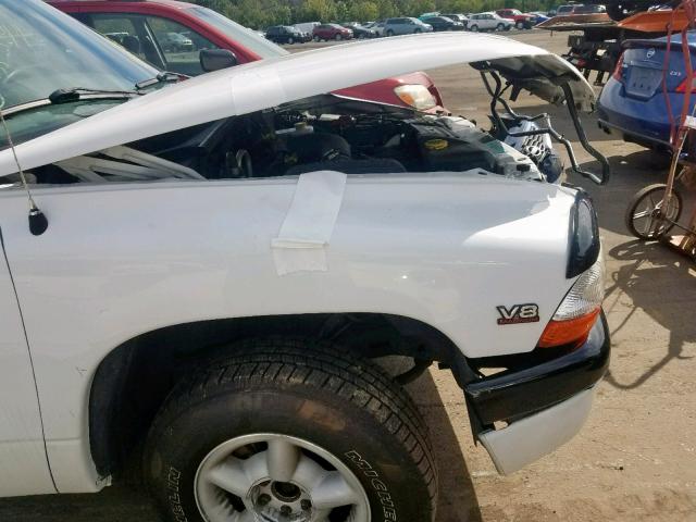 1B7GL2AN1YS708088 - 2000 DODGE DAKOTA QUA WHITE photo 9