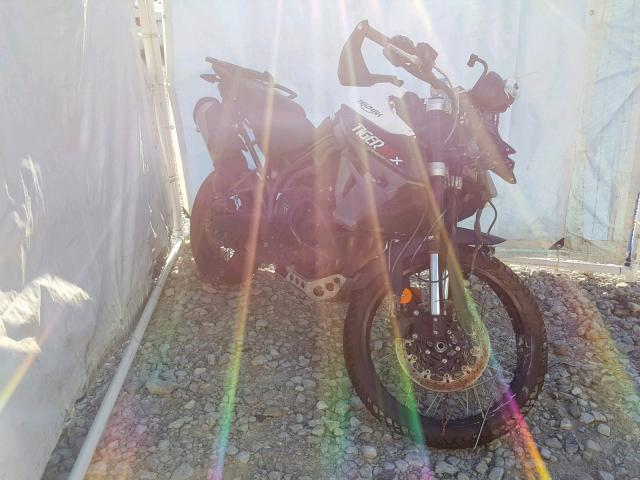 SMTE08BF3GT711529 - 2016 TRIUMPH MOTORCYCLE TIGER 800X WHITE photo 1