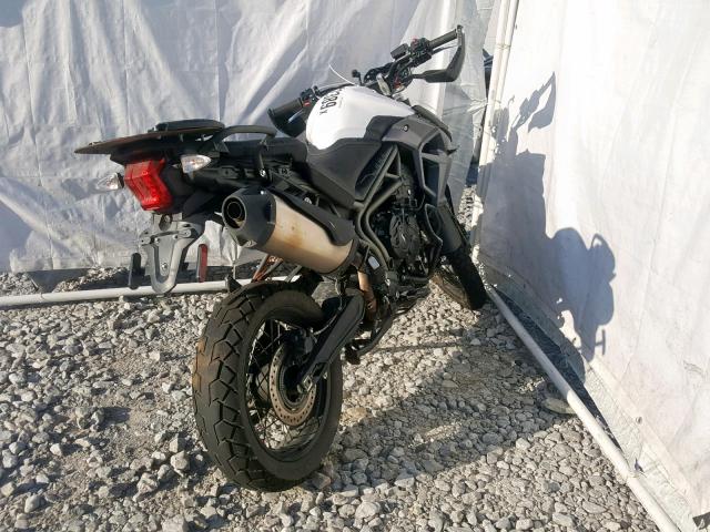 SMTE08BF3GT711529 - 2016 TRIUMPH MOTORCYCLE TIGER 800X WHITE photo 4