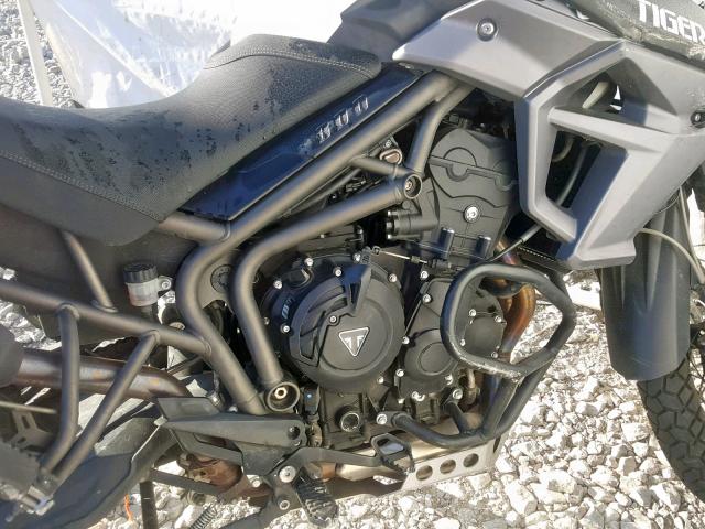 SMTE08BF3GT711529 - 2016 TRIUMPH MOTORCYCLE TIGER 800X WHITE photo 7