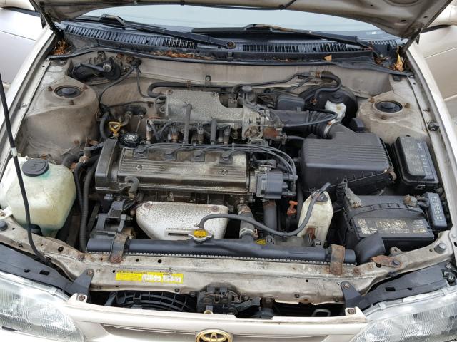 2T1BB02E3TC173758 - 1996 TOYOTA COROLLA DX SILVER photo 7