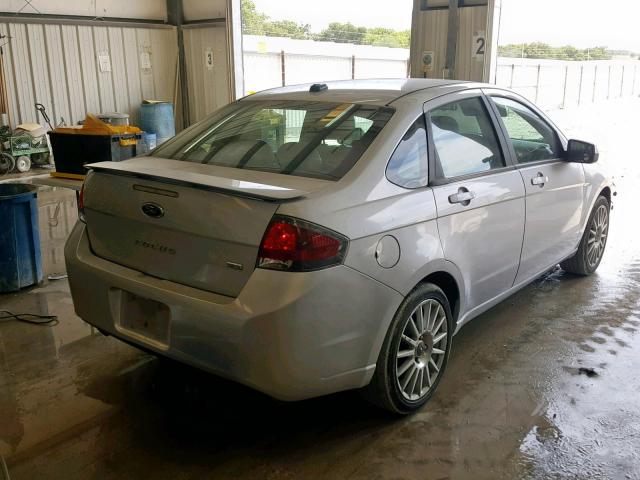 1FAHP3GN6AW252941 - 2010 FORD FOCUS SES SILVER photo 4