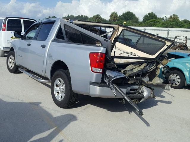 1N6BA07A05N546129 - 2005 NISSAN TITAN XE SILVER photo 3