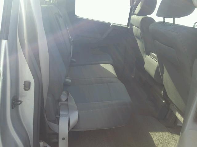 1N6BA07A05N546129 - 2005 NISSAN TITAN XE SILVER photo 6