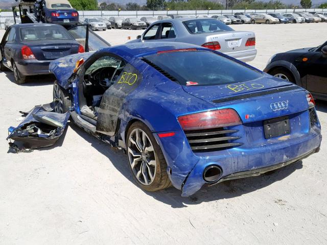 WUAAUAFG8FN000202 - 2015 AUDI R8 4.2 QUA BLUE photo 3