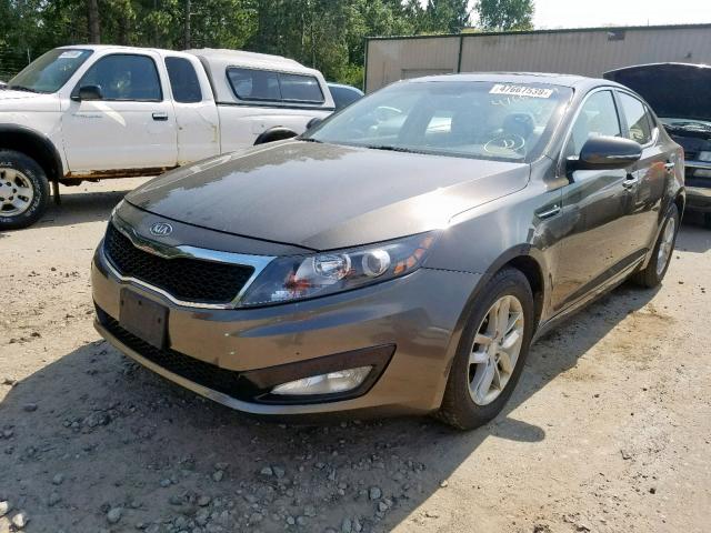 5XXGM4A71CG088842 - 2012 KIA OPTIMA BROWN photo 2