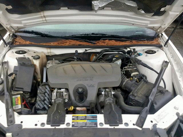 2G4WD582561227212 - 2006 BUICK LACROSSE C WHITE photo 7