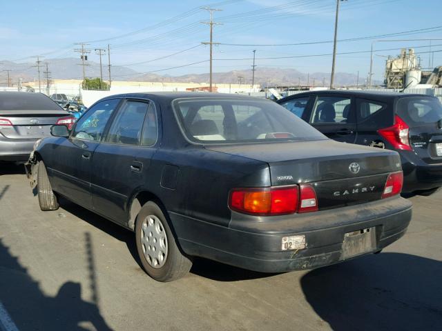 4T1BG12K2TU707358 - 1996 TOYOTA CAMRY DX BLACK photo 3