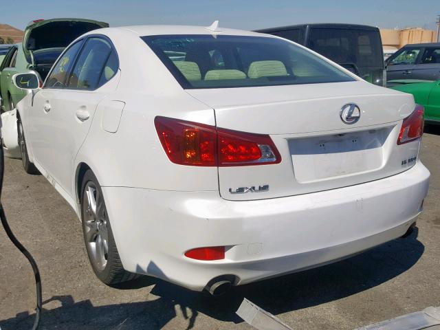 JTHBE262895023135 - 2009 LEXUS IS 350 WHITE photo 3