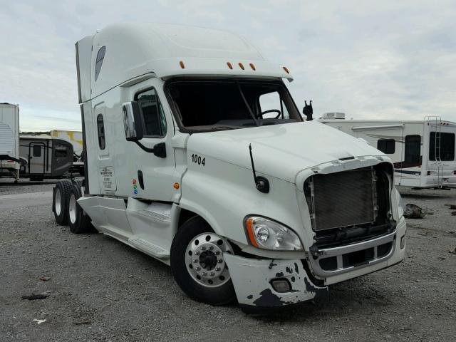 1FVXGF003GLGX5659 - 2016 FREIGHTLINER CASCADIA 1 WHITE photo 1