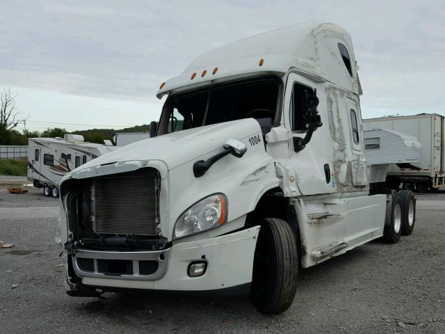 1FVXGF003GLGX5659 - 2016 FREIGHTLINER CASCADIA 1 WHITE photo 9