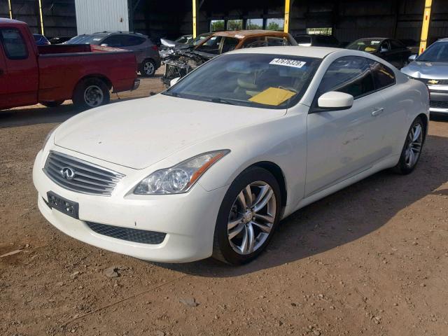 JNKCV64E58M130611 - 2008 INFINITI G37 BASE CREAM photo 2