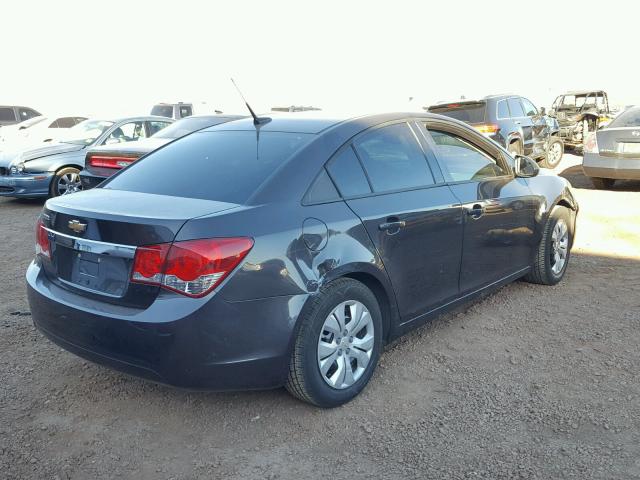 1G1PA5SH4E7353652 - 2014 CHEVROLET CRUZE LS GRAY photo 4