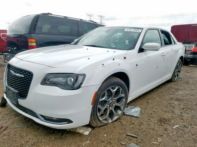 2C3CCAGG2JH267672 - 2018 CHRYSLER 300 S WHITE photo 2