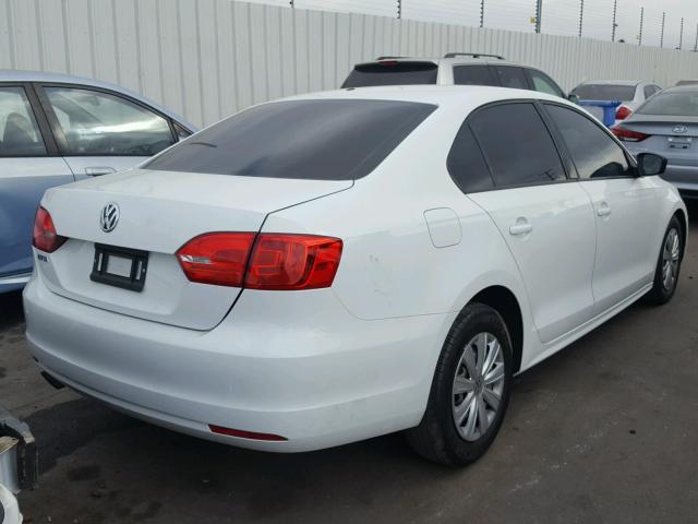 3VW2K7AJXEM320883 - 2014 VOLKSWAGEN JETTA BASE WHITE photo 4