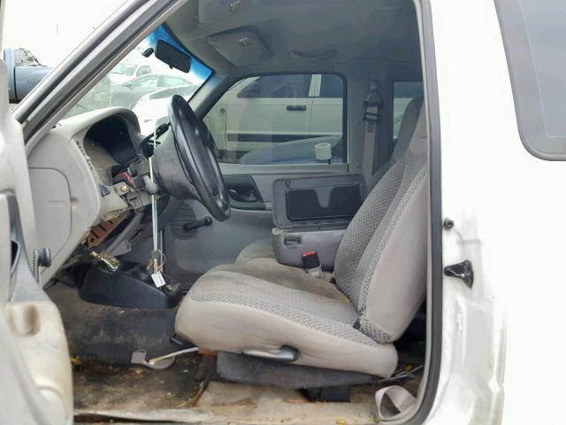 1FTZR15U5WTA77808 - 1998 FORD RANGER SUP WHITE photo 5