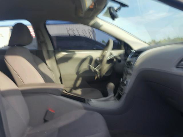 1G1ZC5EB1AF135906 - 2010 CHEVROLET MALIBU 1LT WHITE photo 5