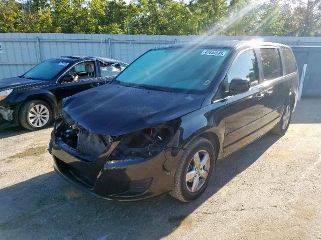 2V4RW3D18AR186555 - 2010 VOLKSWAGEN ROUTAN SE BLACK photo 2