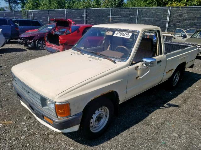 JT4RN50R5H0264184 - 1987 TOYOTA PICKUP 1/2 YELLOW photo 2