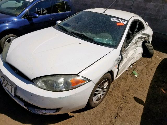 1ZWFT603225604064 - 2002 MERCURY COUGAR I4 WHITE photo 2