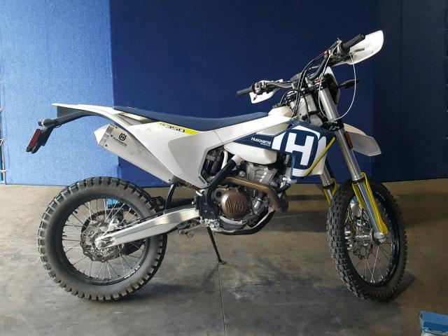 VBKUAH401JM208291 - 2018 HUSQVARNA FE350 WHITE photo 9