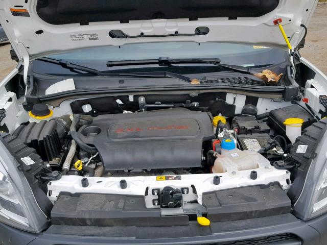 ZFBERFABXJ6L57542 - 2018 RAM PROMASTER 白色 照片 7