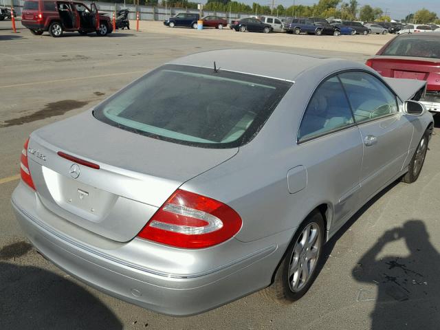 WDBTJ65J83F024738 - 2003 MERCEDES-BENZ CLK 320C SILVER photo 4