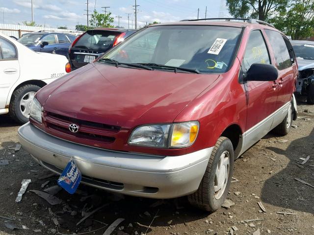 4T3ZF13C2YU285518 - 2000 TOYOTA SIENNA LE RED photo 2