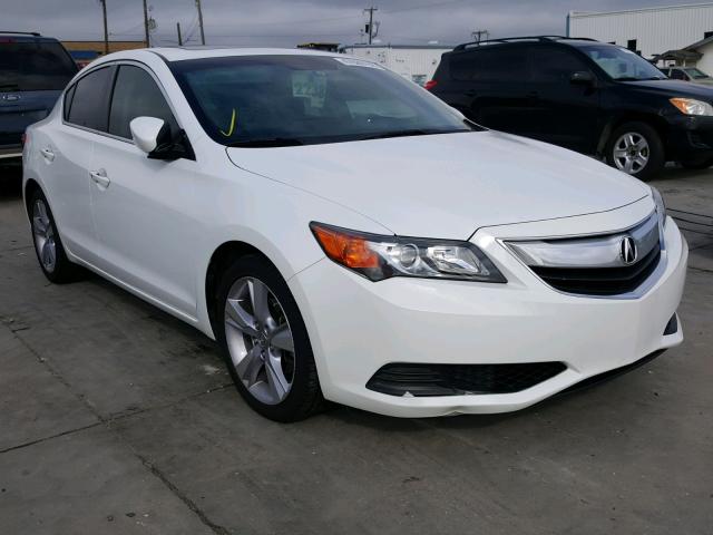 19VDE1F30FE010952 - 2015 ACURA ILX 20 WHITE photo 1