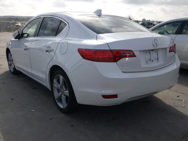 19VDE1F30FE010952 - 2015 ACURA ILX 20 WHITE photo 3