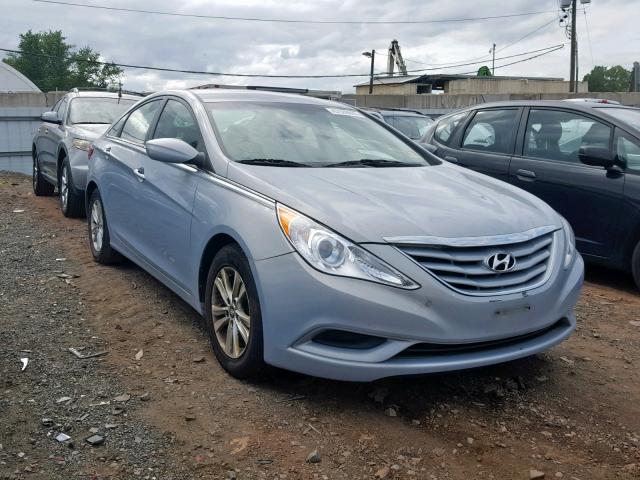 5NPEB4AC1CH472358 - 2012 HYUNDAI SONATA GLS SILVER photo 1