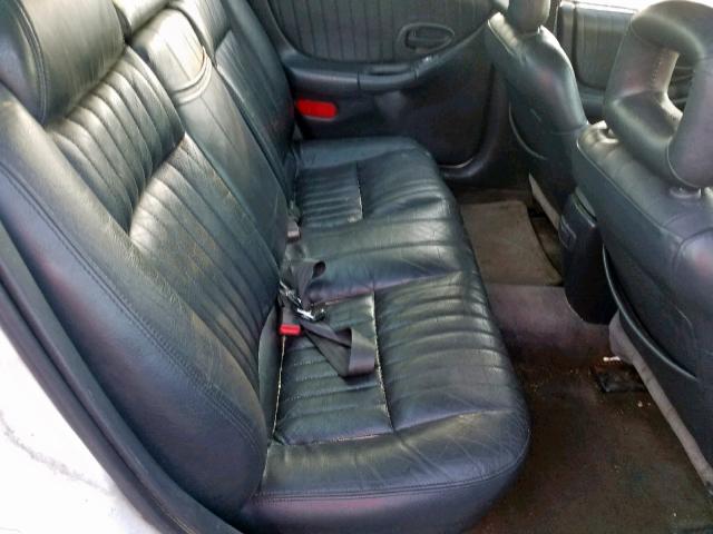 1G2WJ52K6WF292329 - 1998 PONTIAC GRAND PRIX WHITE photo 6