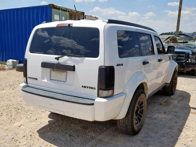 1D4PU4GK6BW602647 - 2011 DODGE NITRO HEAT WHITE photo 4